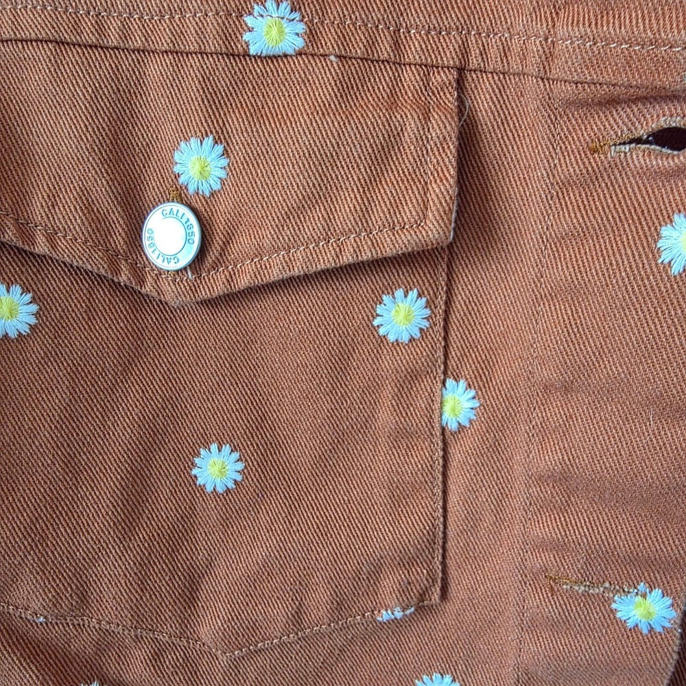 Cali 1850 Daisy Embroidered Denim Jacket M Rust Brown Cotton Floral Trucker - Picture 6 of 12